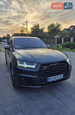 Внедорожник / Кроссовер Audi SQ7 2017 в 