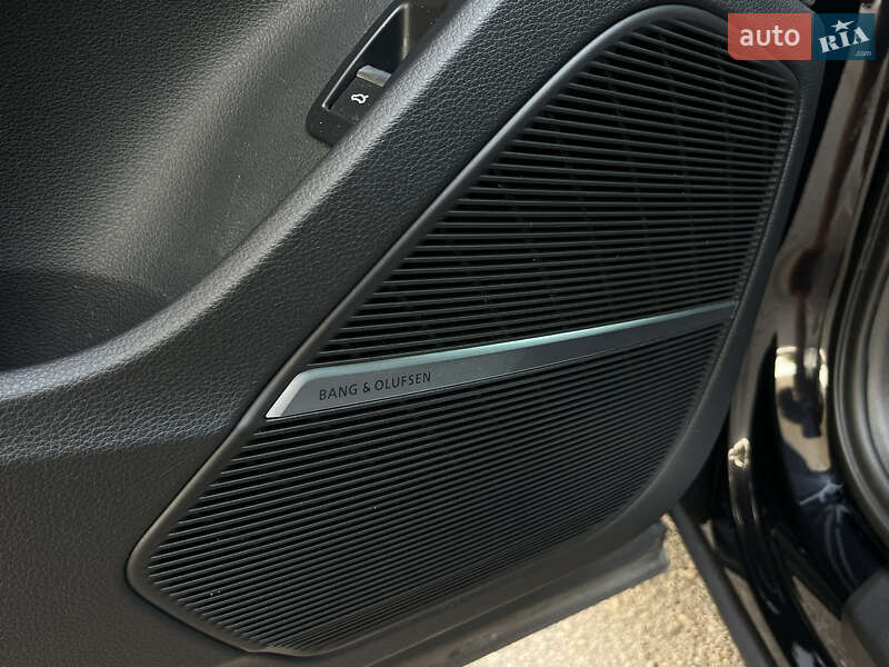 Внедорожник / Кроссовер Audi SQ7 2020 в Запорожье