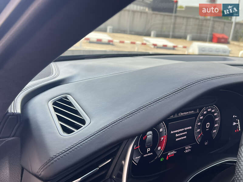 Внедорожник / Кроссовер Audi SQ7 2020 в Запорожье