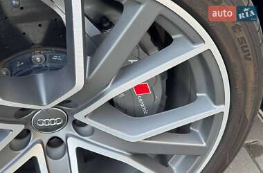 Внедорожник / Кроссовер Audi SQ7 2017 в 