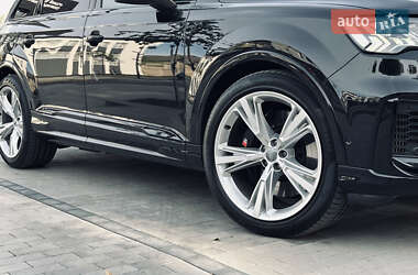Позашляховик / Кросовер Audi SQ7 2020 в Луцьку
