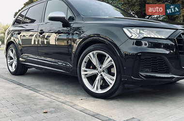 Внедорожник / Кроссовер Audi SQ7 2020 в Луцке
