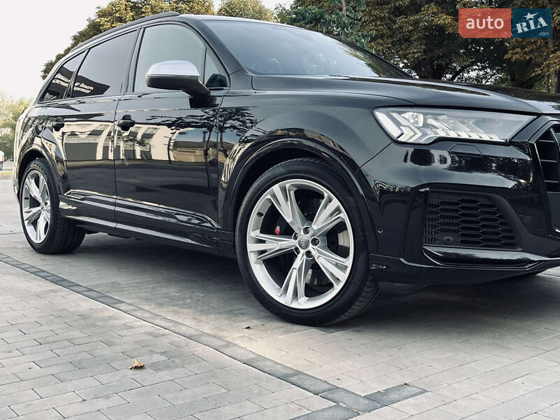 Позашляховик / Кросовер Audi SQ7 2020 в Луцьку