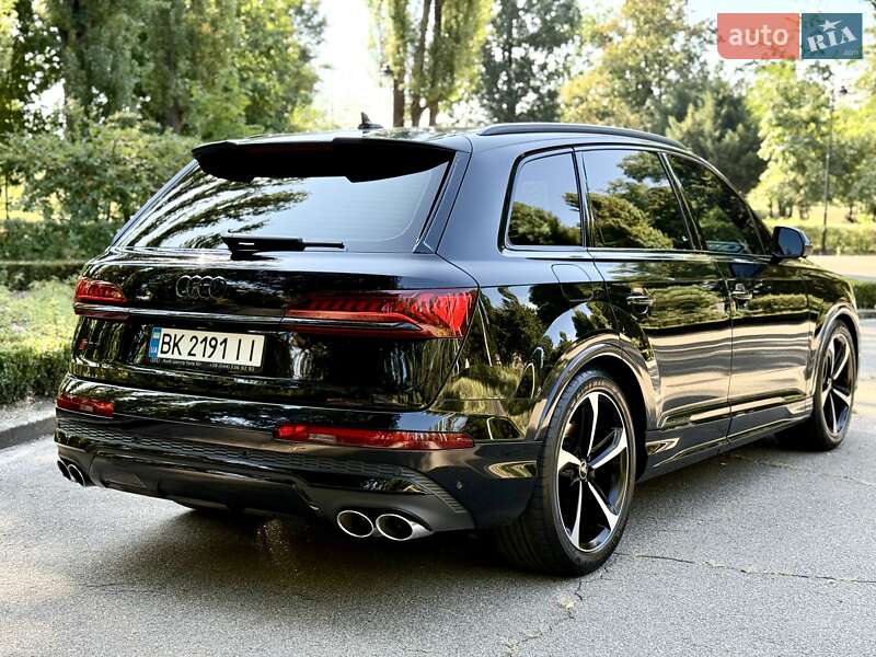 Позашляховик / Кросовер Audi SQ7 2023 в Києві