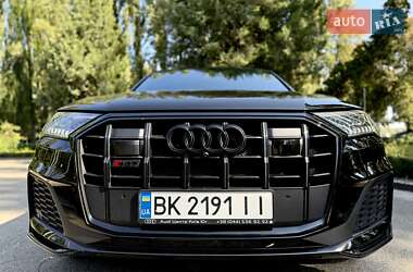 Внедорожник / Кроссовер Audi SQ7 2023 в 