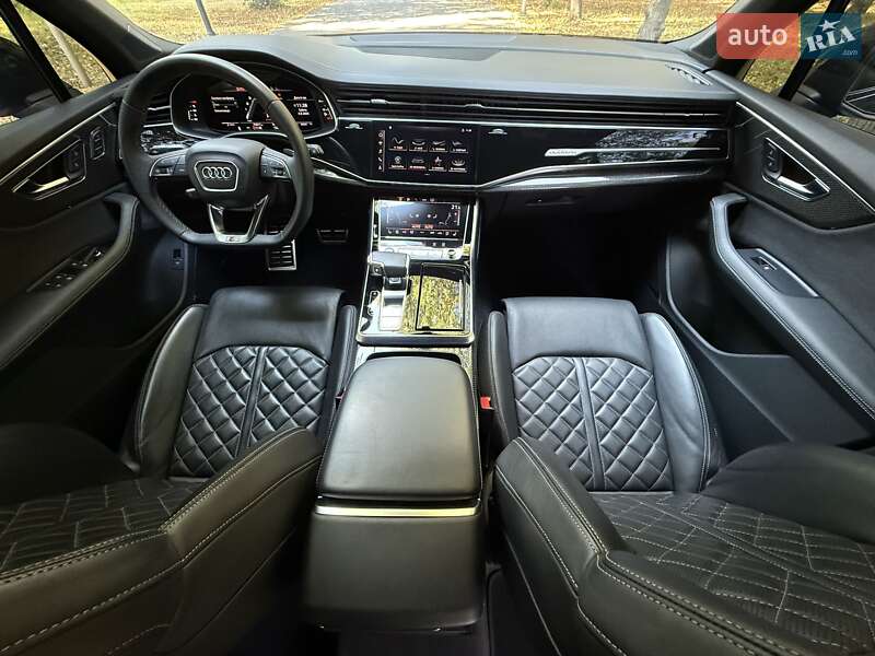 Позашляховик / Кросовер Audi SQ7 2023 в Києві