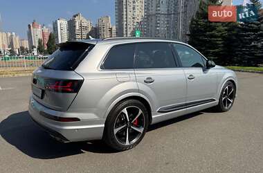 Внедорожник / Кроссовер Audi SQ7 2017 в 