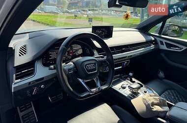 Внедорожник / Кроссовер Audi SQ7 2017 в 