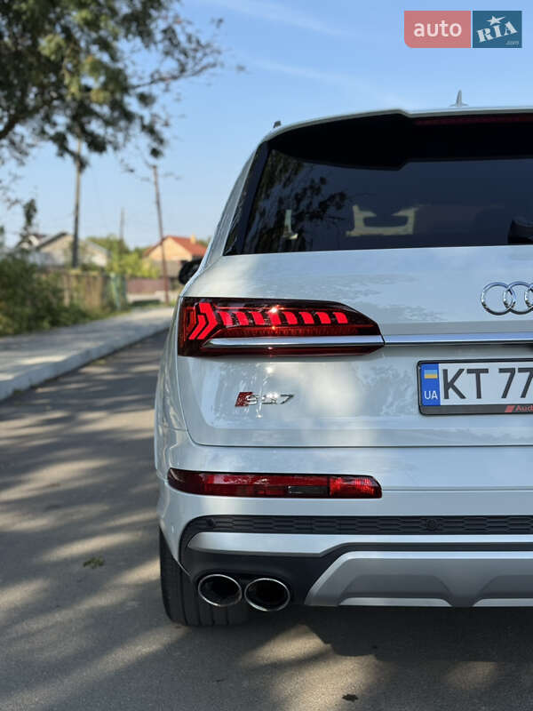 Внедорожник / Кроссовер Audi SQ7 2021 в Ивано-Франковске