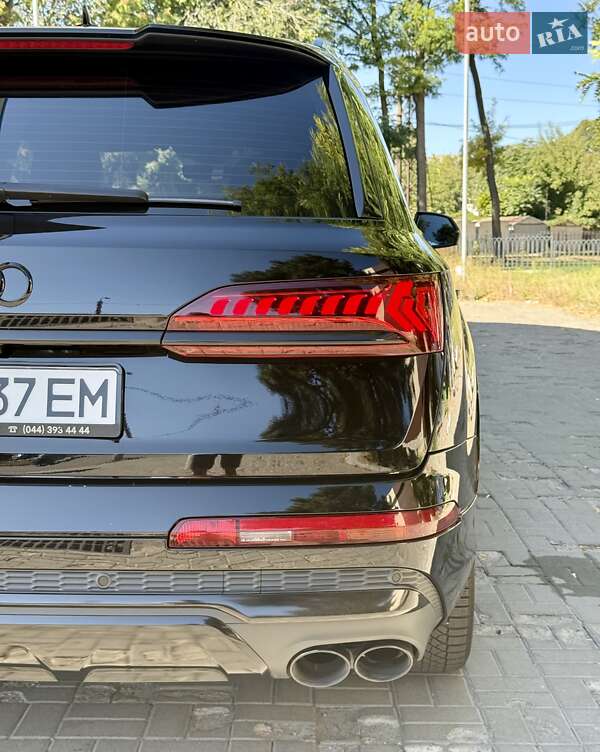 Внедорожник / Кроссовер Audi SQ7 2021 в Днепре