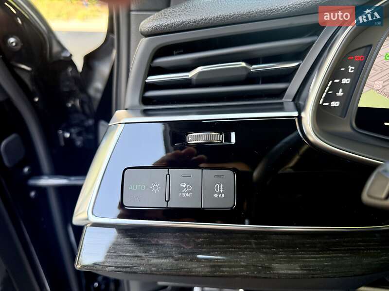 Внедорожник / Кроссовер Audi SQ7 2021 в Днепре
