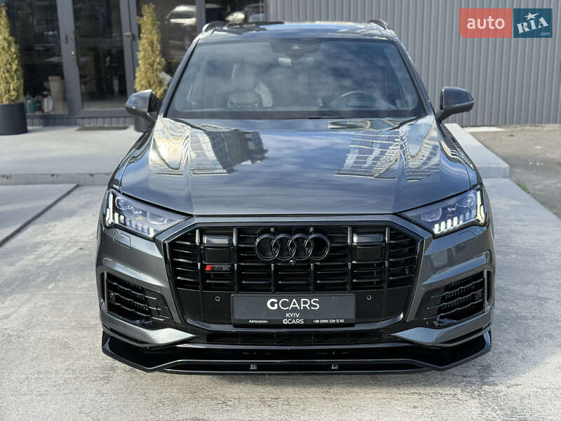 Позашляховик / Кросовер Audi SQ7 2020 в Києві