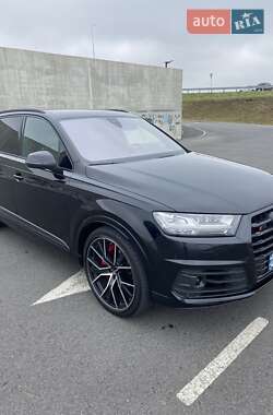 Внедорожник / Кроссовер Audi SQ7 2016 в 