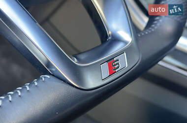 Внедорожник / Кроссовер Audi SQ7 2020 в 