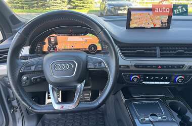 Внедорожник / Кроссовер Audi SQ7 2017 в 