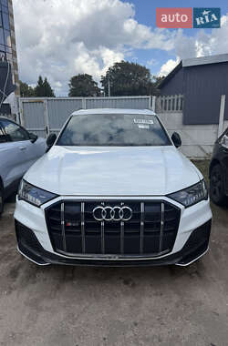 Внедорожник / Кроссовер Audi SQ7 2020 в 