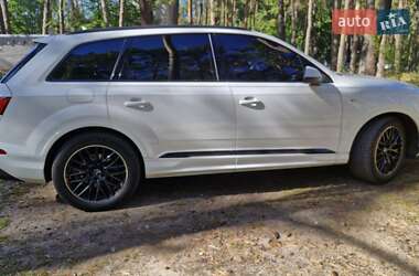 Внедорожник / Кроссовер Audi SQ7 2020 в 