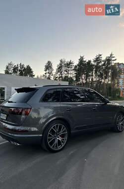 Внедорожник / Кроссовер Audi SQ7 2018 в 