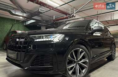 Внедорожник / Кроссовер Audi SQ7 2023 в 