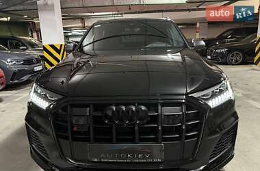 Внедорожник / Кроссовер Audi SQ7 2023 в 