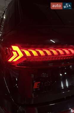 Внедорожник / Кроссовер Audi SQ7 2023 в 