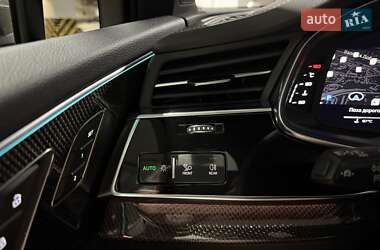 Внедорожник / Кроссовер Audi SQ7 2023 в 