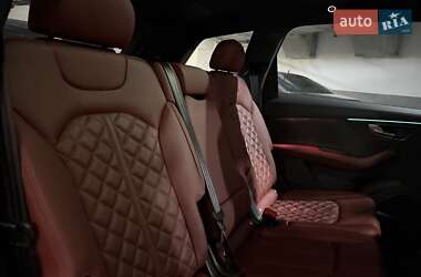 Внедорожник / Кроссовер Audi SQ7 2023 в 