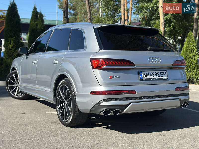 Внедорожник / Кроссовер Audi SQ7 2022 в Киеве