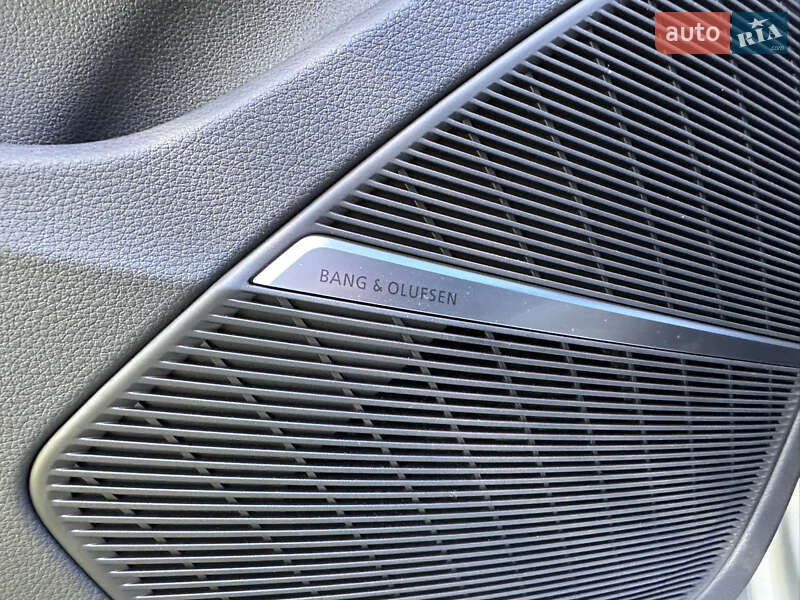 Внедорожник / Кроссовер Audi SQ7 2022 в Киеве