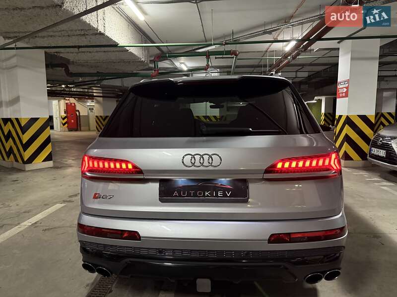 Внедорожник / Кроссовер Audi SQ7 2020 в Киеве