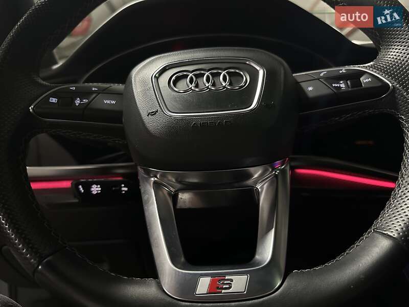 Внедорожник / Кроссовер Audi SQ7 2020 в Киеве