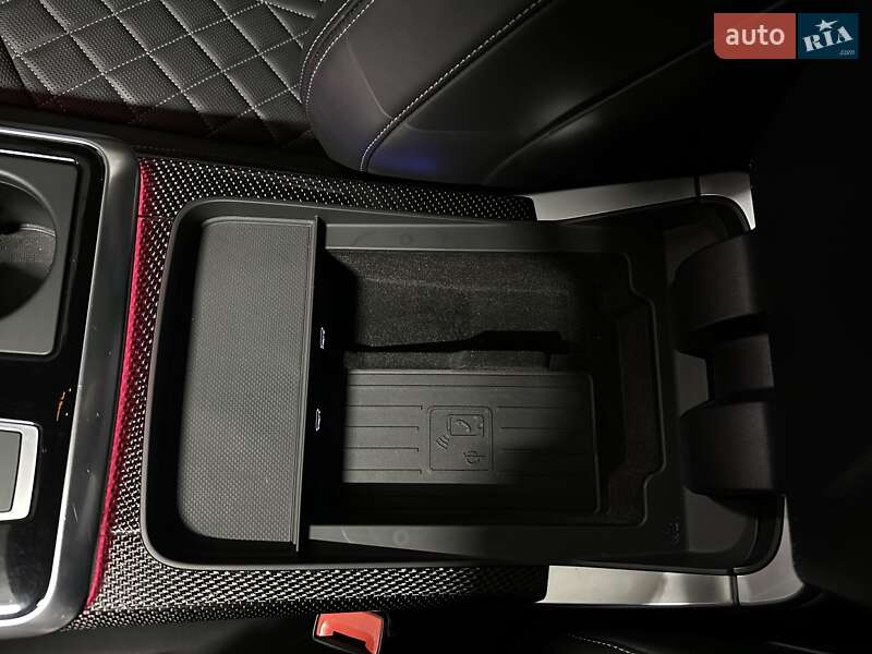 Внедорожник / Кроссовер Audi SQ7 2020 в Киеве