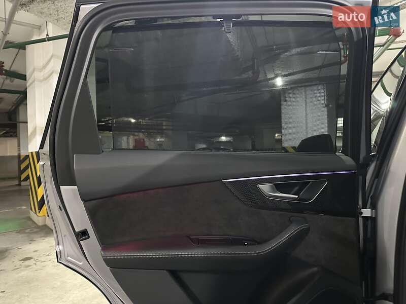 Внедорожник / Кроссовер Audi SQ7 2020 в Киеве