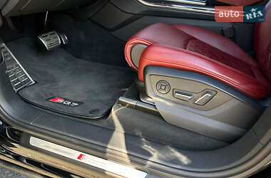 Внедорожник / Кроссовер Audi SQ7 2021 в 