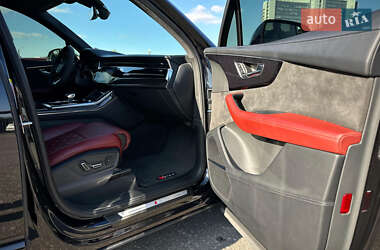 Внедорожник / Кроссовер Audi SQ7 2021 в 