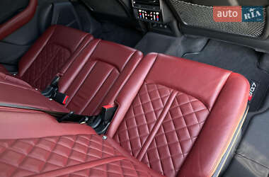 Внедорожник / Кроссовер Audi SQ7 2021 в 