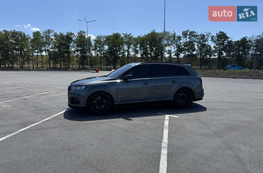 Внедорожник / Кроссовер Audi SQ7 2018 в 