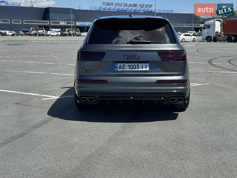 Внедорожник / Кроссовер Audi SQ7 2018 в Днепре
