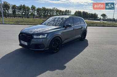 Внедорожник / Кроссовер Audi SQ7 2018 в 