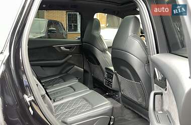 Внедорожник / Кроссовер Audi SQ7 2020 в 