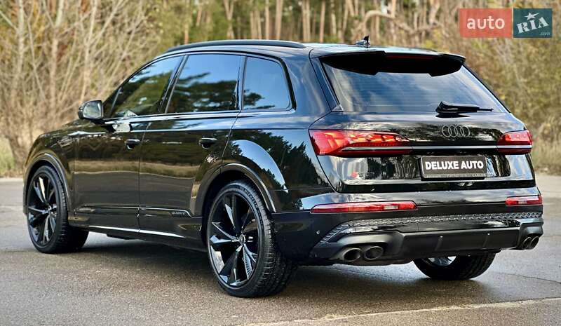 Внедорожник / Кроссовер Audi SQ7 2024 в Киеве