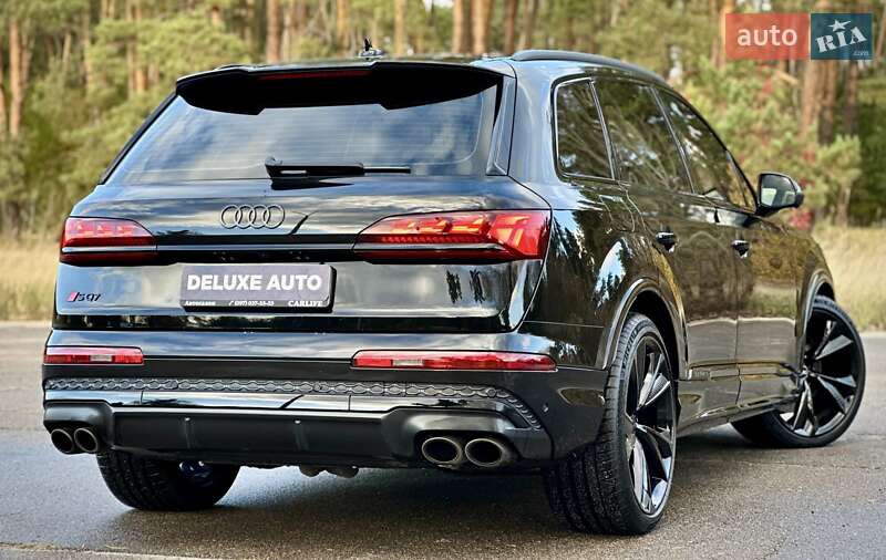 Внедорожник / Кроссовер Audi SQ7 2024 в Киеве
