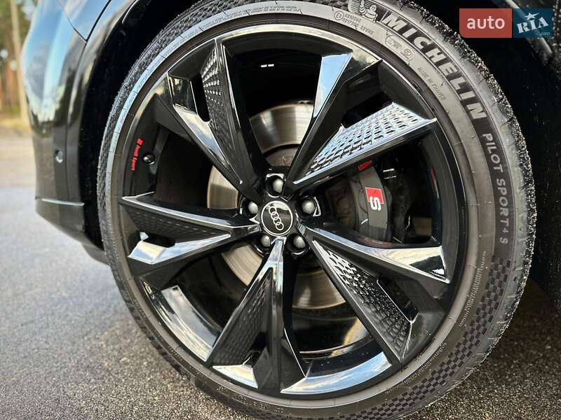 Внедорожник / Кроссовер Audi SQ7 2024 в Киеве