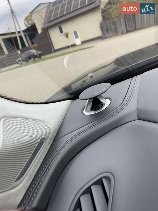 Внедорожник / Кроссовер Audi SQ7 2018 в Сваляве