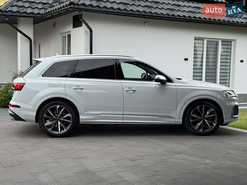 Позашляховик / Кросовер Audi SQ7 2021 в Івано-Франківську фото 11 Позашляховик / Кросовер Audi SQ7 2021 в Івано-Франківську