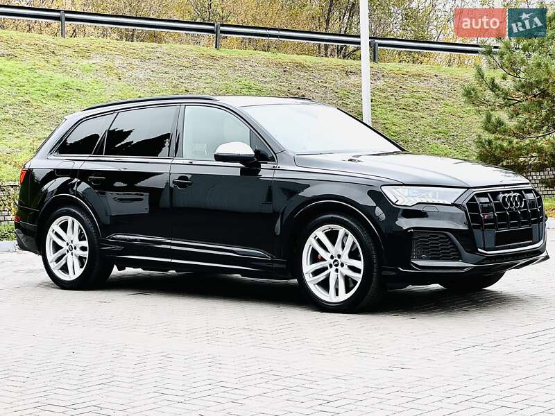 Позашляховик / Кросовер Audi SQ7 2019 в Дніпрі