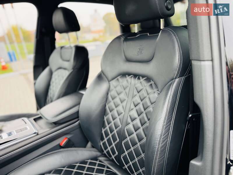 Позашляховик / Кросовер Audi SQ7 2019 в Дніпрі