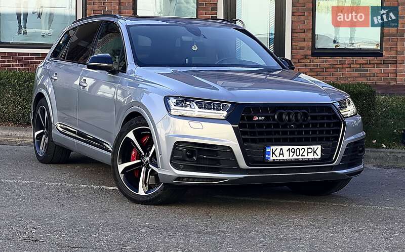 Внедорожник / Кроссовер Audi SQ7 2017 в Киеве