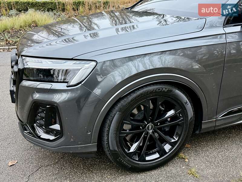 Позашляховик / Кросовер Audi SQ7 2024 в Києві