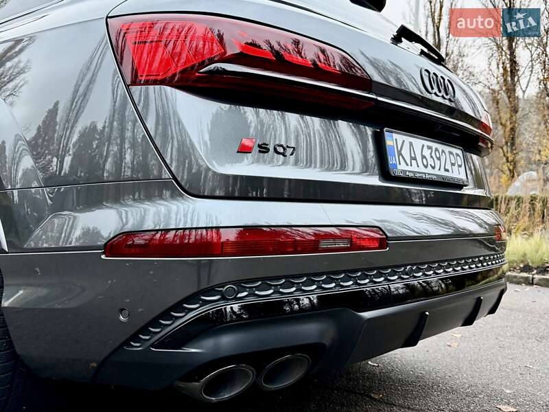 Позашляховик / Кросовер Audi SQ7 2024 в Києві
